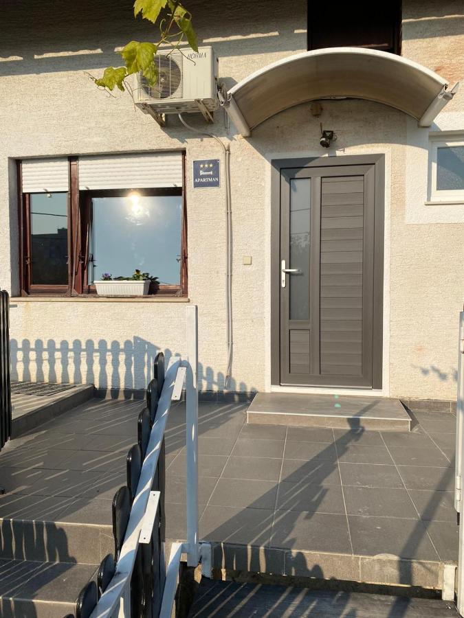 Zg Zapad Appartement Zagreb Buitenkant foto