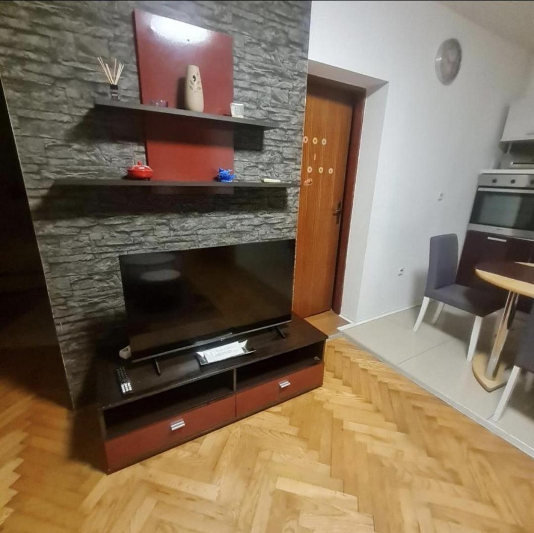 Zg Zapad Appartement Zagreb Buitenkant foto