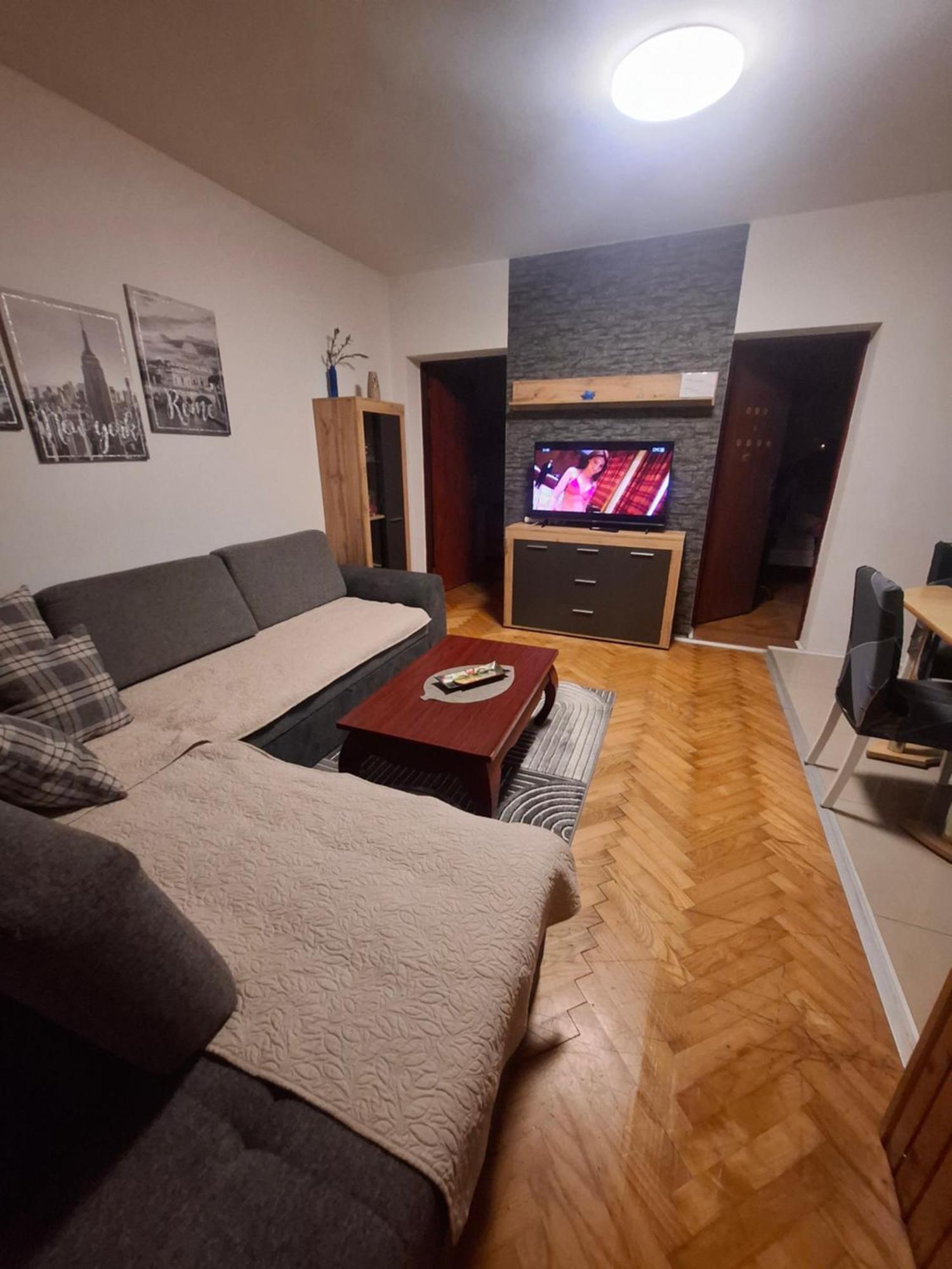 Zg Zapad Appartement Zagreb Buitenkant foto