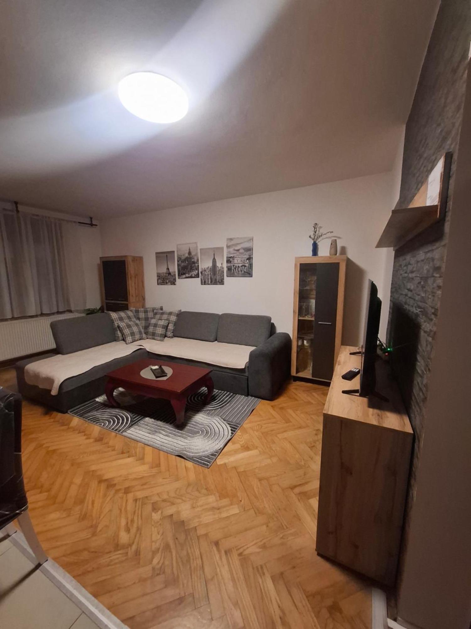 Zg Zapad Appartement Zagreb Buitenkant foto